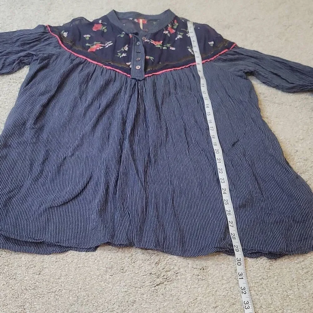 Free People Blue Long Sleeves Button Up Tunic Blouse size M
